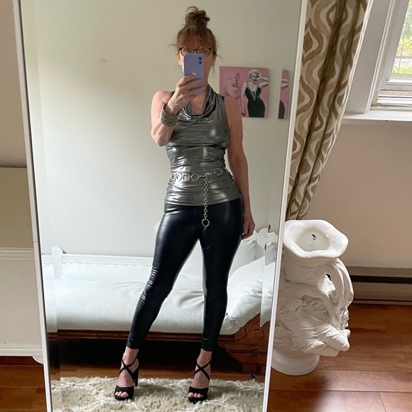 Meet your Posher, Aggie - Picture 4 of 12